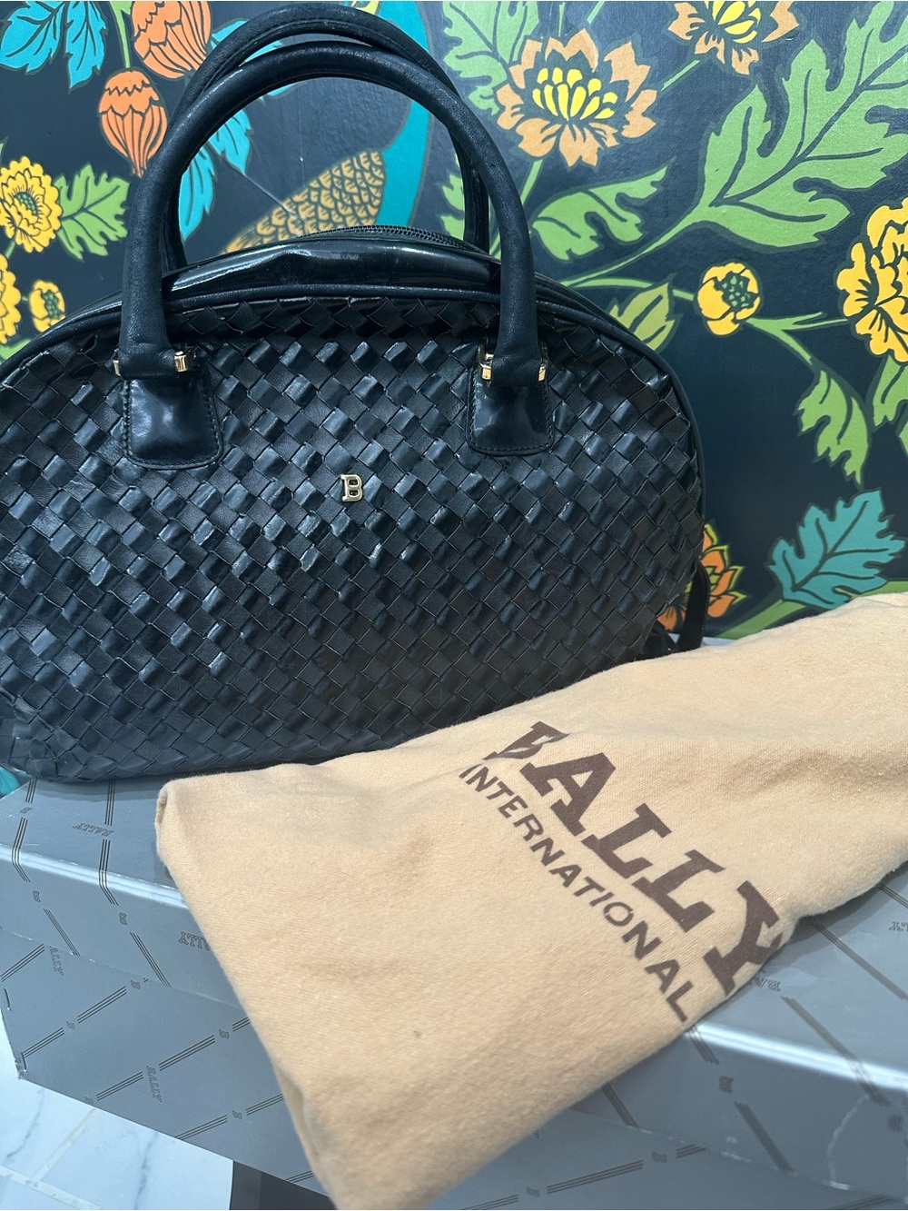 Rare Vintage Bally Woven Leather Dome Satchel With Box and Dust Bag - Picture 3 of 16
